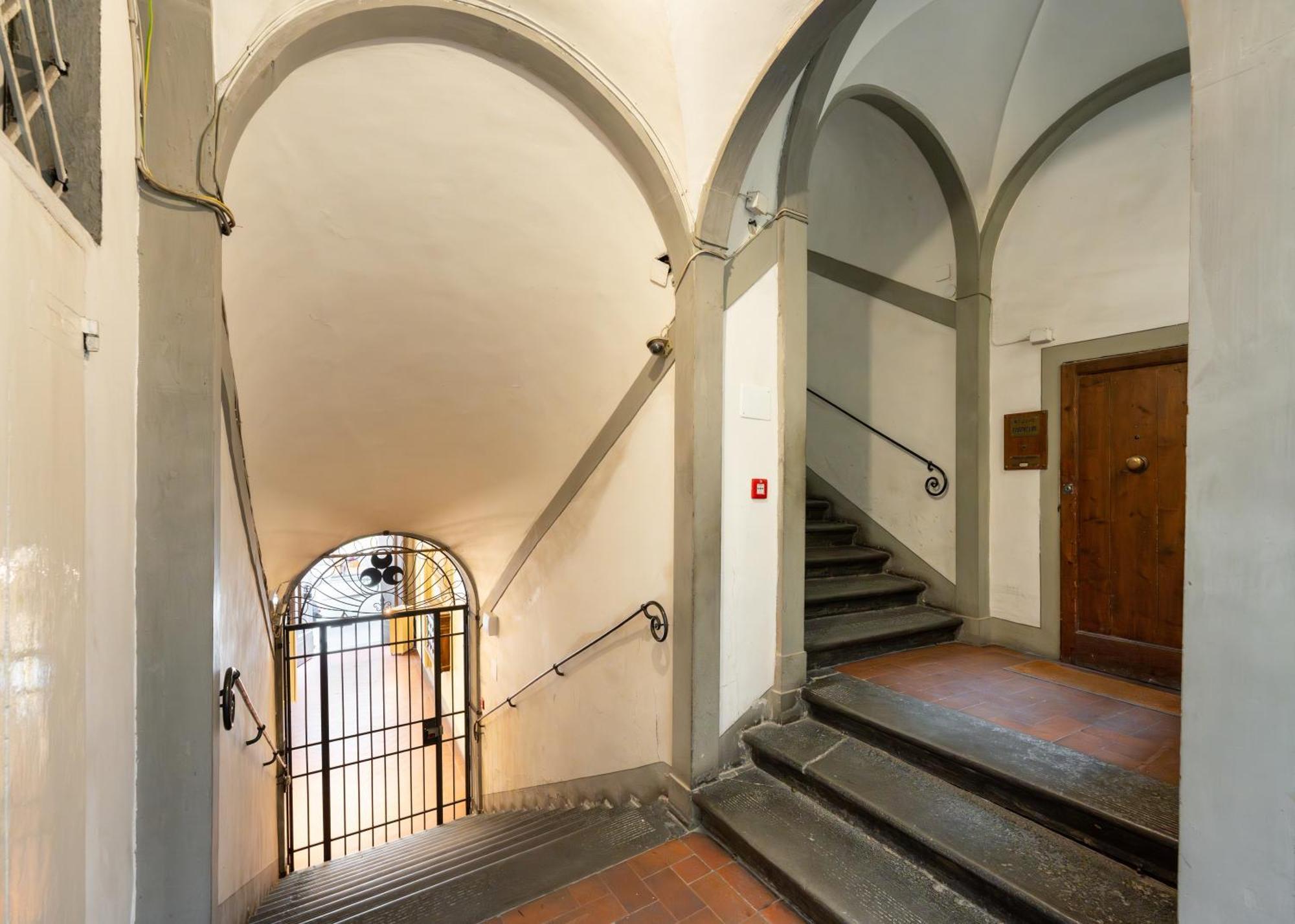 Tg - One Bedroom Luxury Apartment In The Fashion District Florence Luaran gambar