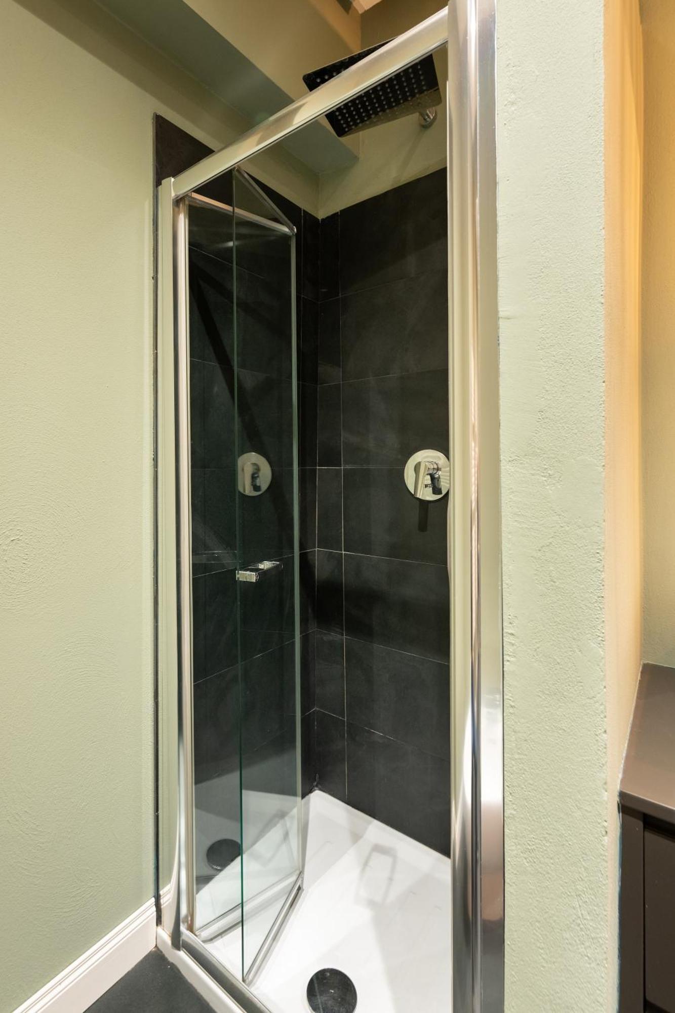 Tg - One Bedroom Luxury Apartment In The Fashion District Florence Luaran gambar